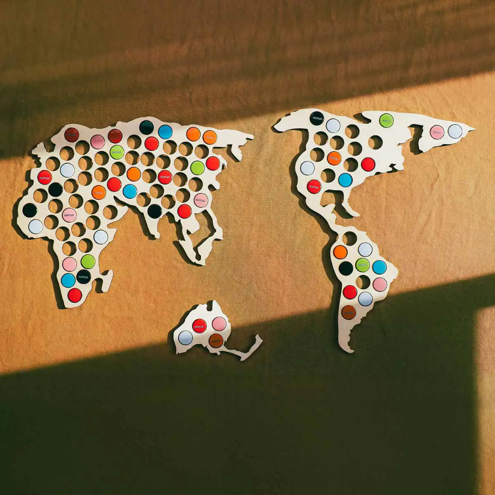 Ortur engraving world map